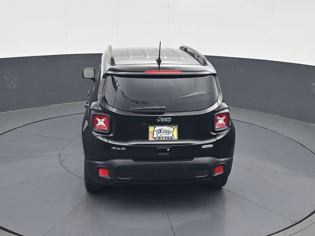 Used 2018 Jeep Renegade Latitude w/ Cold Weather Group AWD/4WD image 18