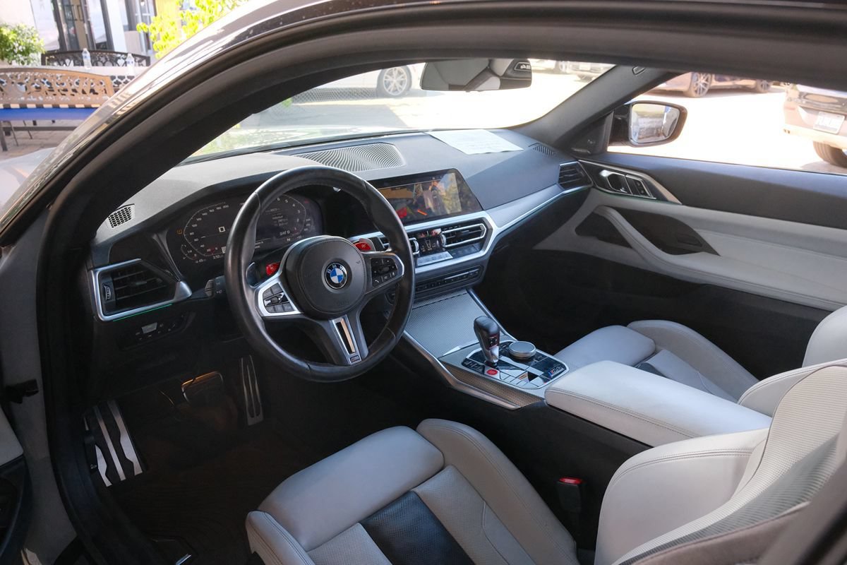 Used 2021 BMW M4 Competition w/ Parking Assistance Package RWD image 9