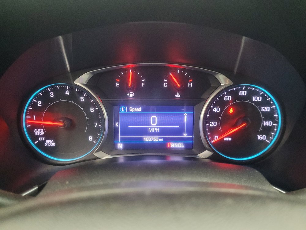 Used 2019 Chevrolet Equinox LT w/ LPO, Cargo Package FWD image 23