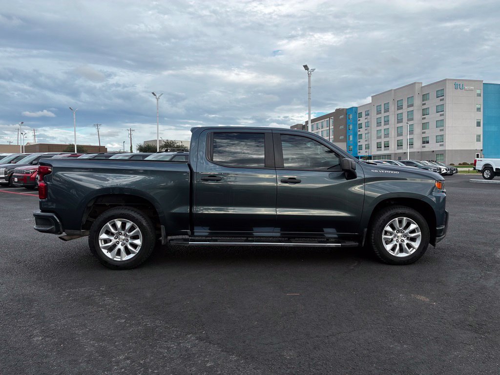 Used 2020 Chevrolet Silverado 1500 Custom w/ Custom Value Package RWD image 6
