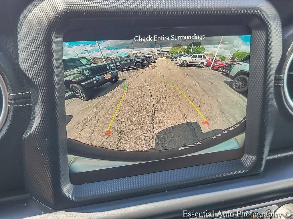 Certified 2023 Jeep Wrangler Unlimited Sahara w/ Cold Weather Group AWD/4WD image 17