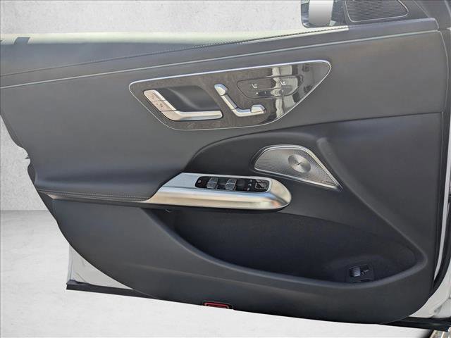 Used 2025 Mercedes-Benz E 53 AMG e 4MATIC Sedan image 20