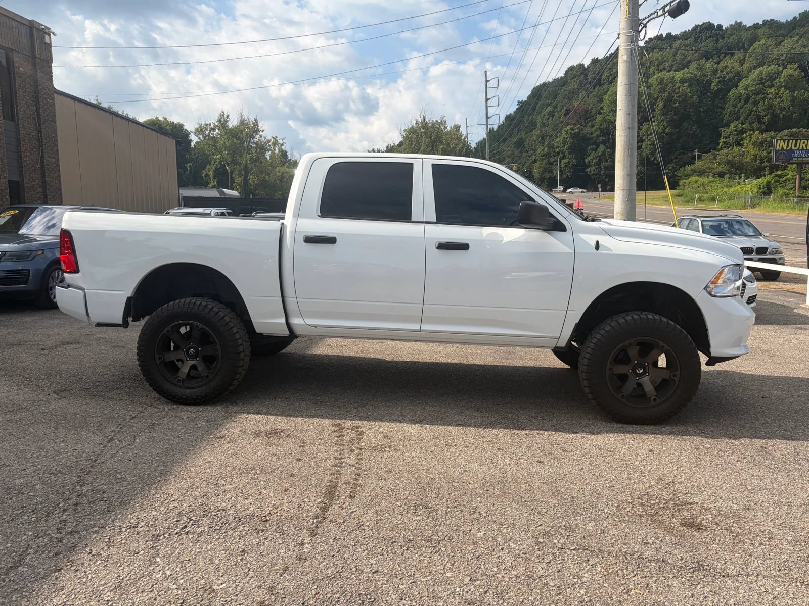 Used 2016 RAM 1500 Express AWD/4WD image 4