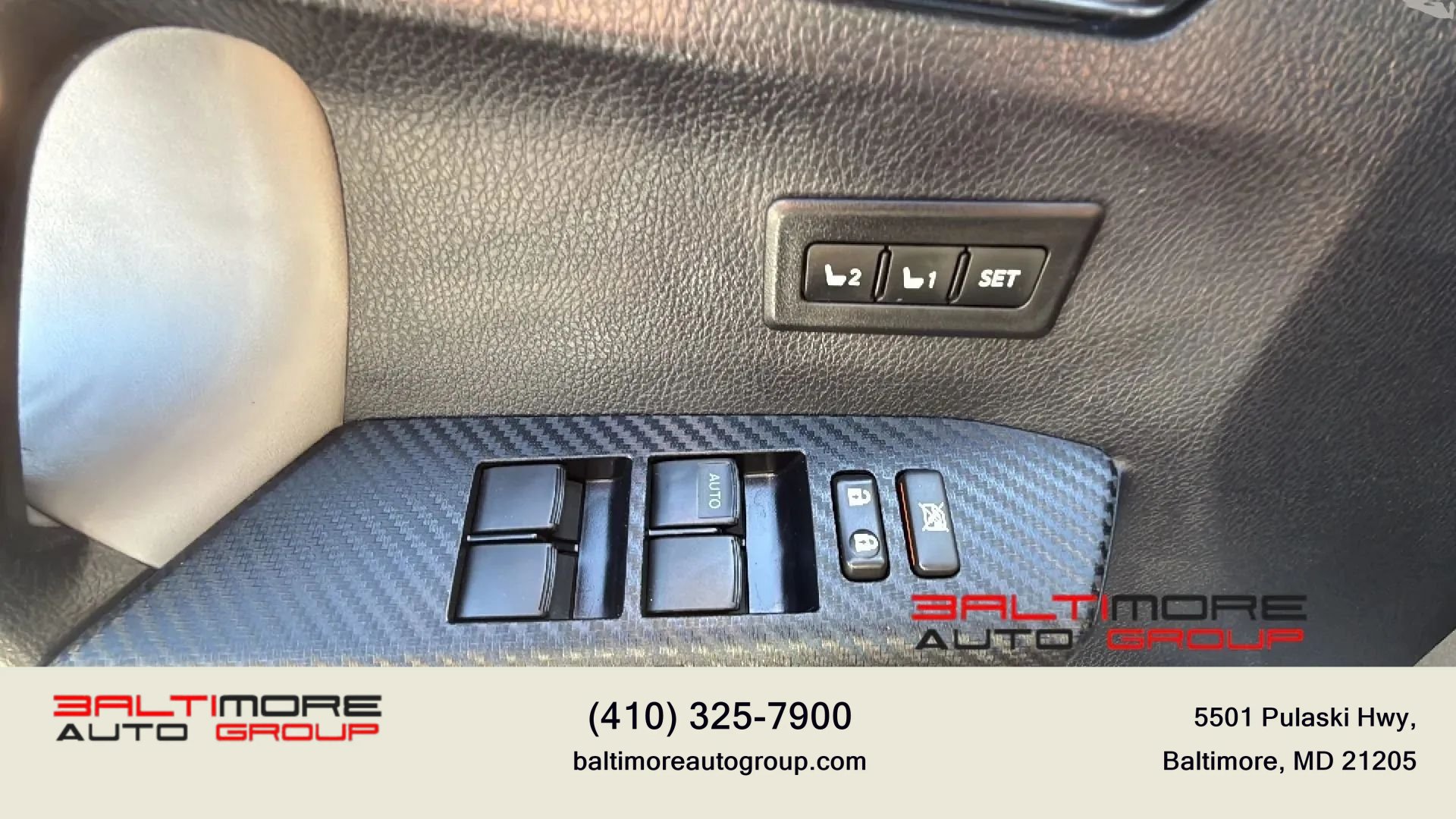 Used 2013 Toyota RAV4 Limited AWD/4WD image 35