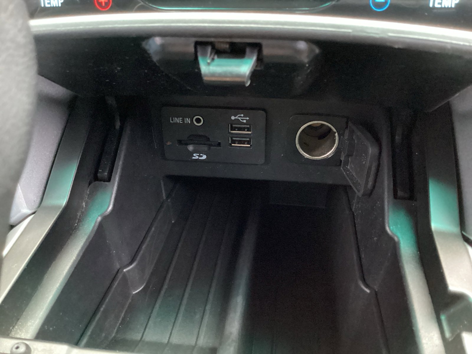 Used 2014 Ford Explorer Limited w/ Equipment Group 301A image 24