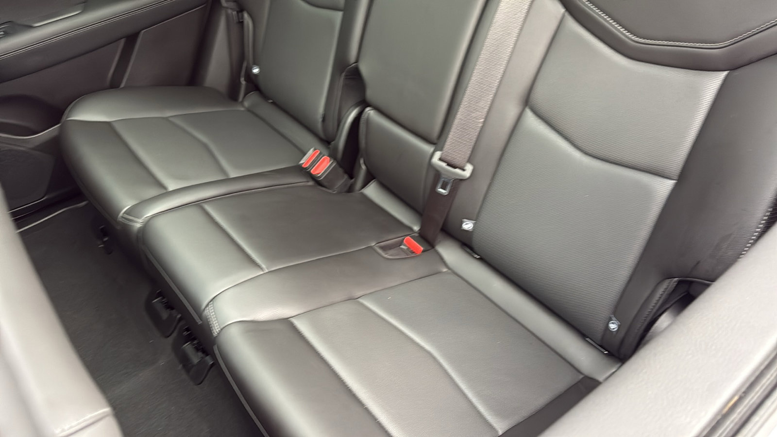 Used 2025 Cadillac XT5 Premium Luxury image 28