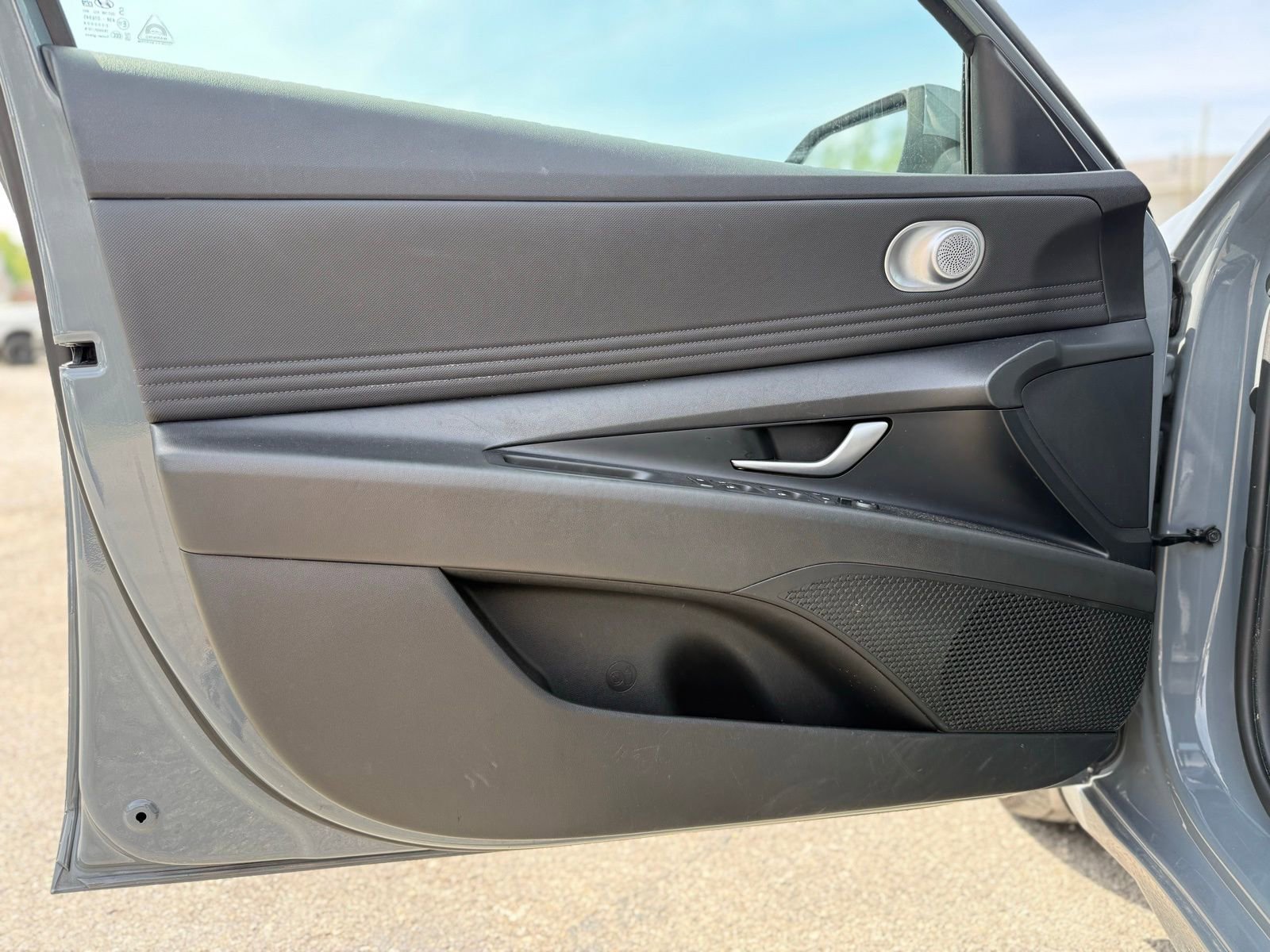 Used 2022 Hyundai Elantra SEL w/ Convenience Package FWD image 14