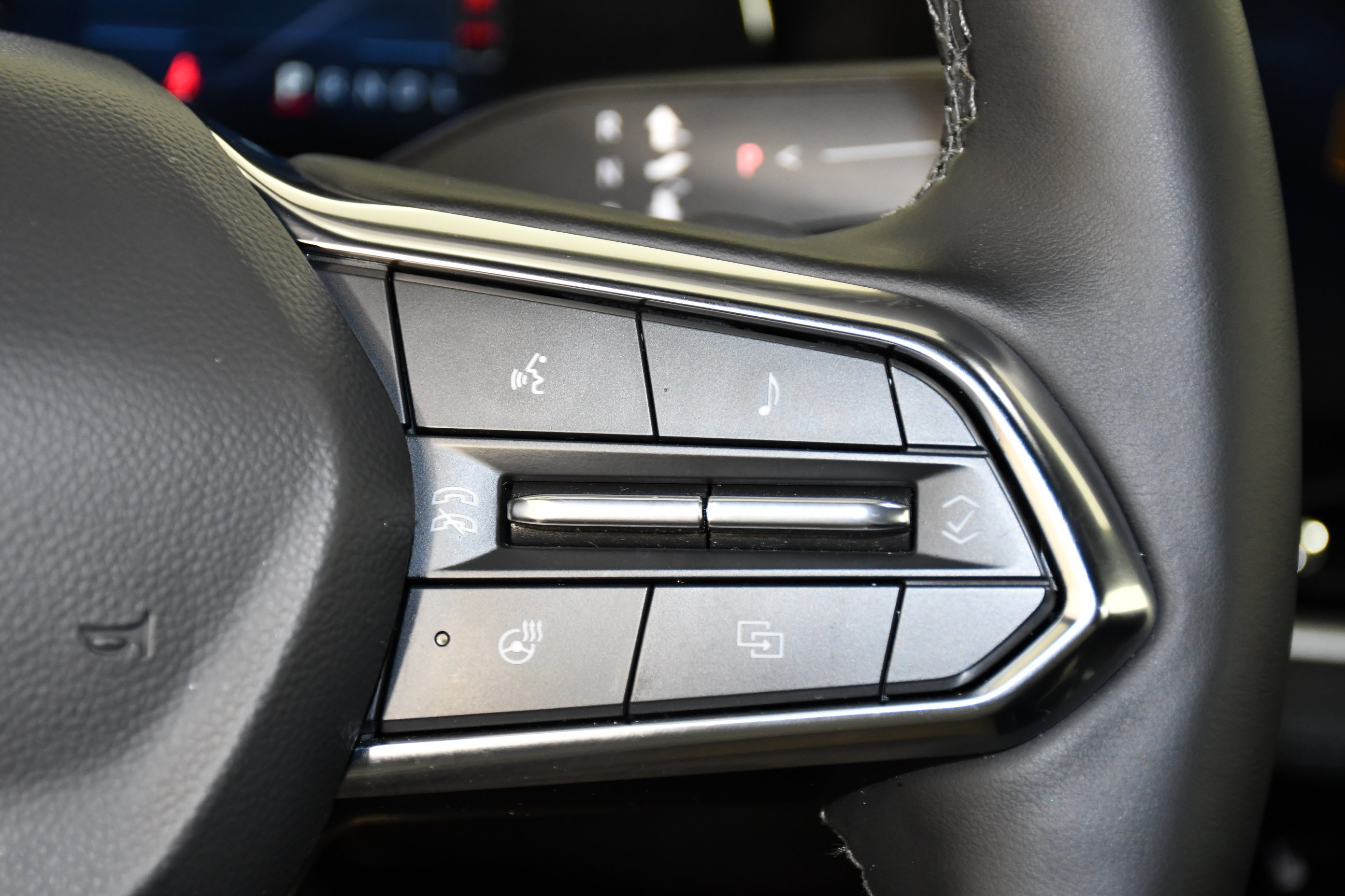 Used 2026 Chevrolet Equinox LT AWD/4WD image 21