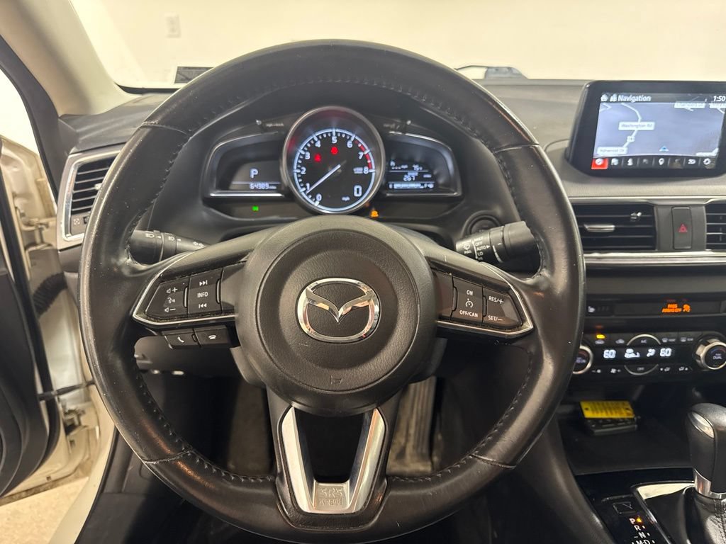 Used 2018 MAZDA MAZDA3 Grand Touring FWD image 11