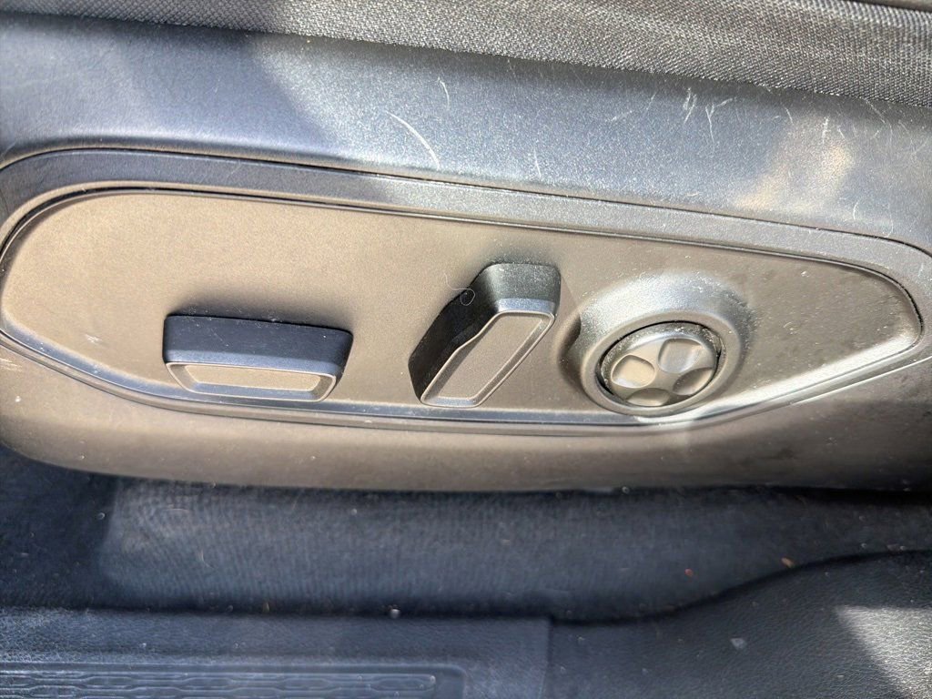 Used 2023 Jeep Grand Cherokee Altitude image 13