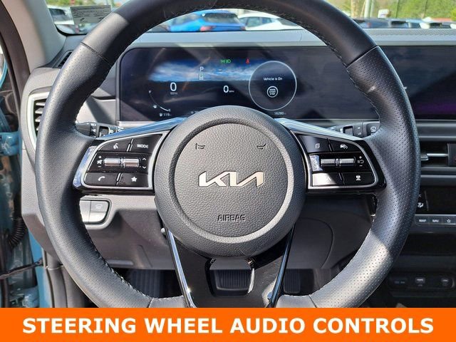 Used 2025 Kia Seltos SX w/ SX Sunroof Package image 11