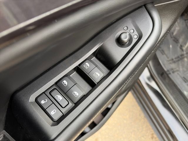 Used 2023 Jeep Grand Cherokee Altitude AWD/4WD image 26