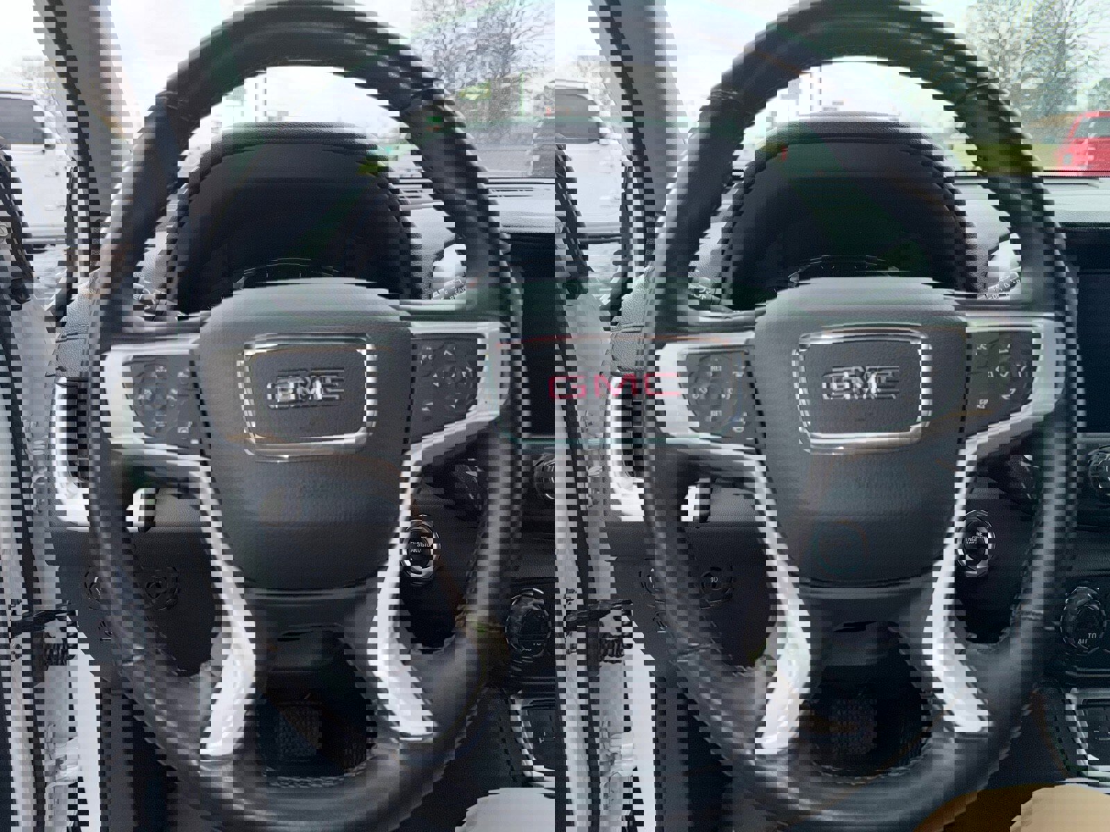 Used 2024 GMC Terrain SLT image 15