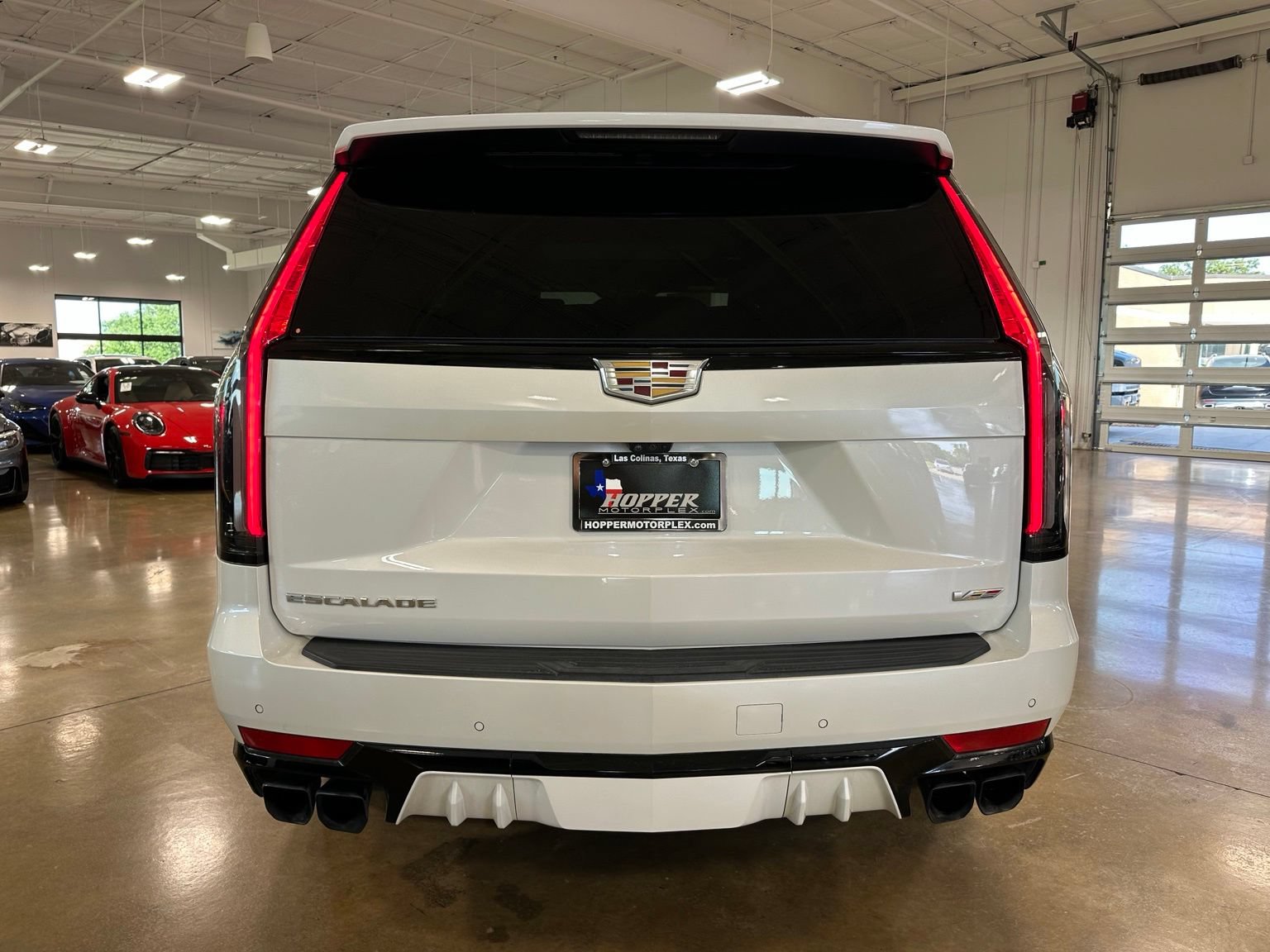 Used 2023 Cadillac Escalade V AWD/4WD image 7