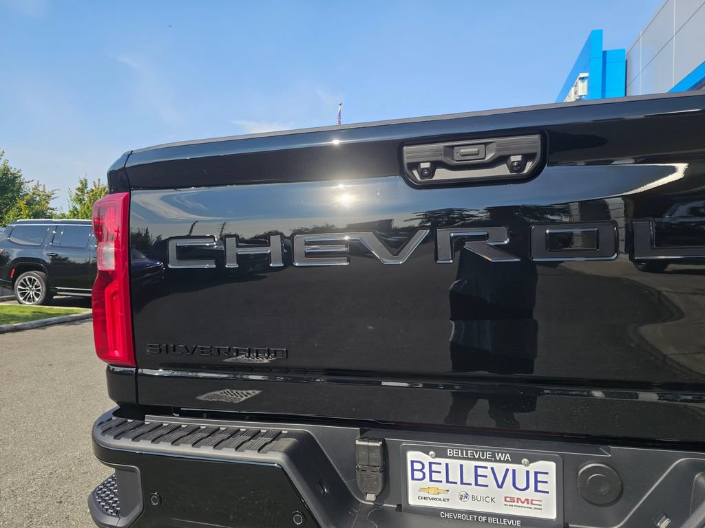 New 2026 Chevrolet Silverado 3500 High Country w/ High Country Premium Package AWD/4WD image 16