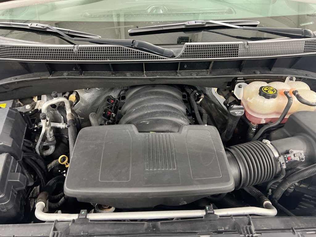 Used 2019 Chevrolet Silverado 1500 LTZ AWD/4WD image 24