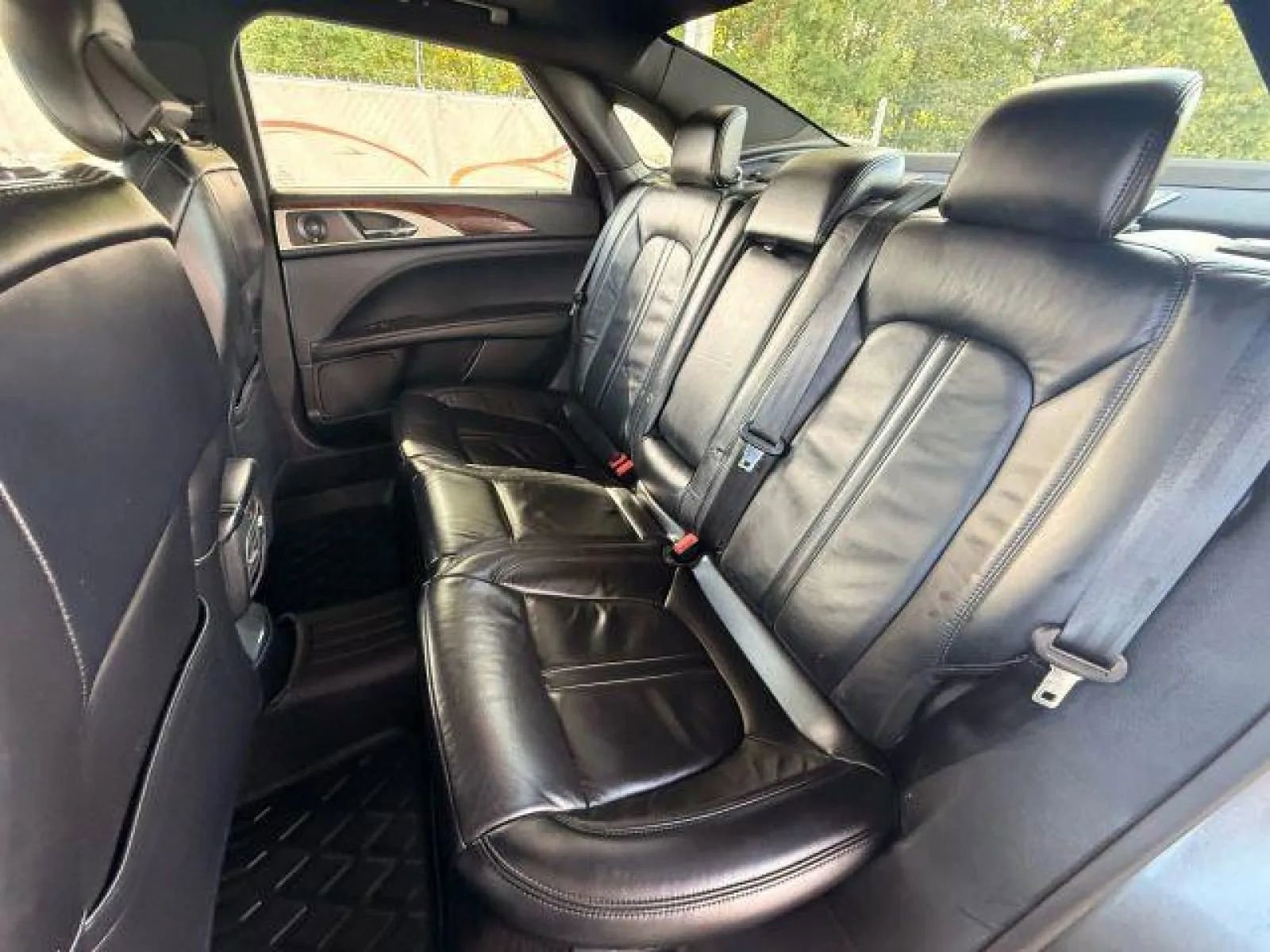 Used 2019 Lincoln MKZ Reserve w/ Reserve Plus Package AWD/4WD image 17