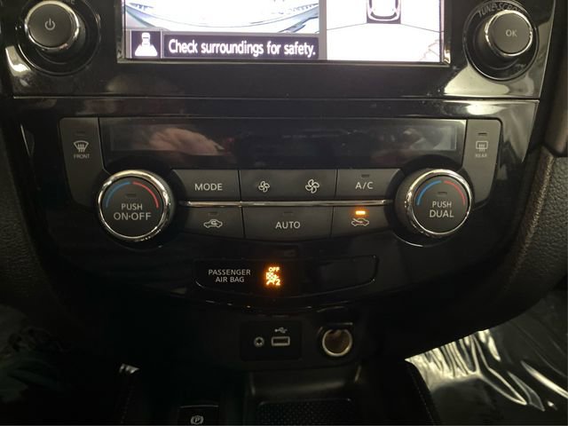 Used 2019 Nissan Rogue SL image 30