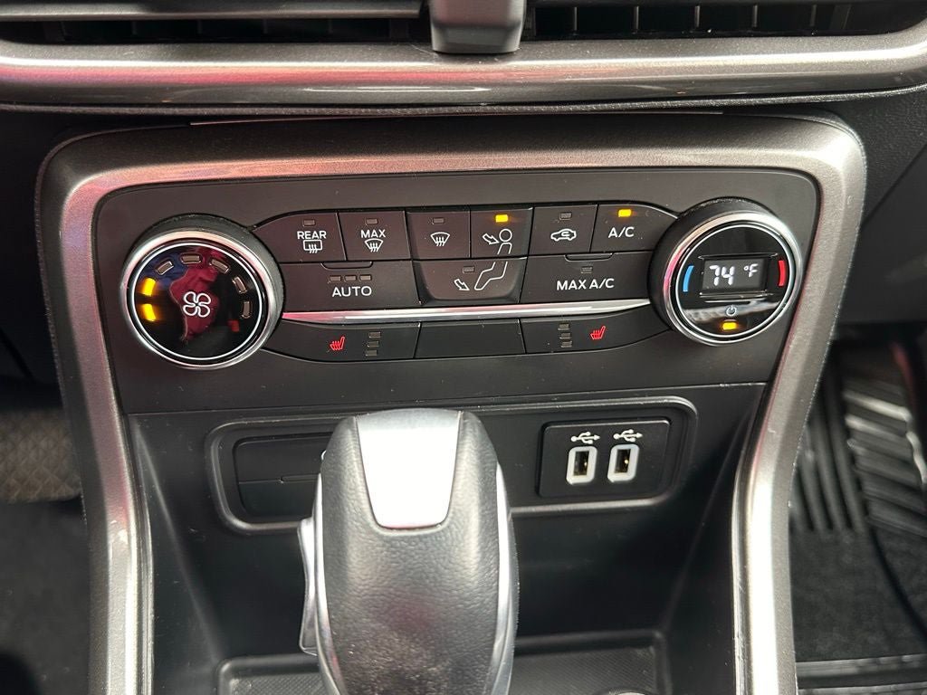 Certified 2019 Ford EcoSport SE w/ SE Convenience Package AWD/4WD image 33