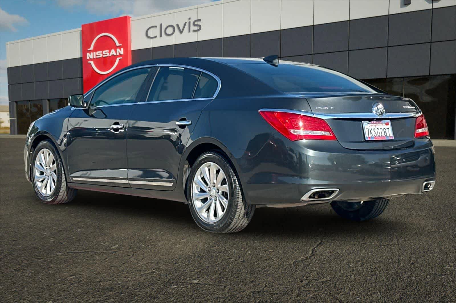 Used 2015 Buick LaCrosse Leather FWD image 7