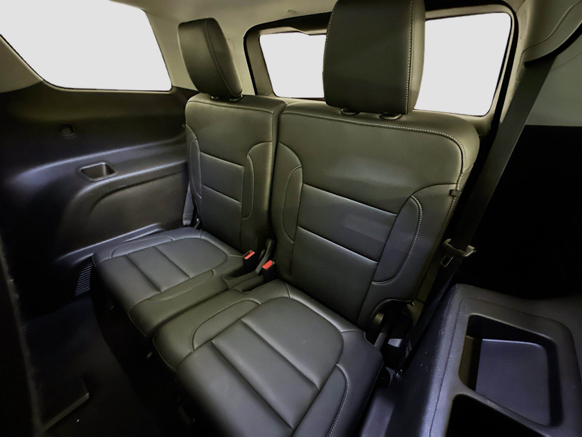 Used 2021 GMC Acadia SLT w/ Elevation Edition image 30