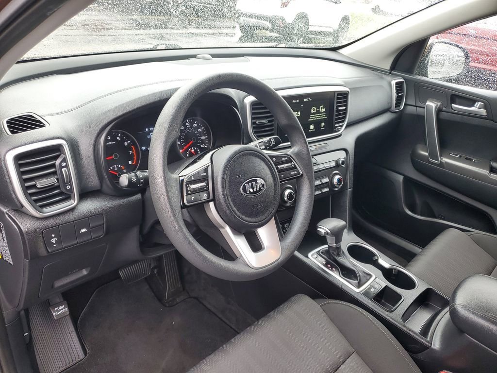 Used 2021 Kia Sportage LX FWD image 11