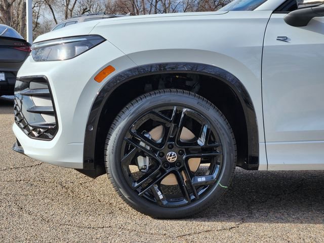 New 2026 Volkswagen Tiguan SE R-Line image 8