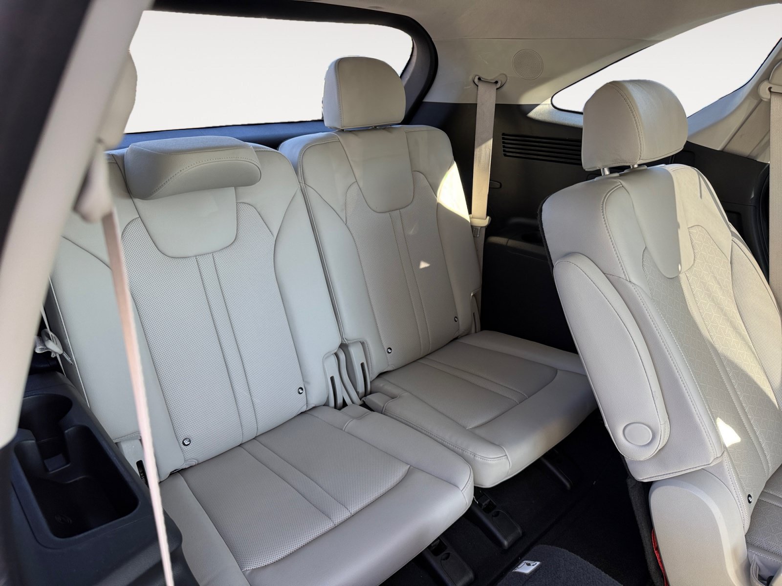 Used 2023 Kia Sorento SX Prestige AWD/4WD image 19