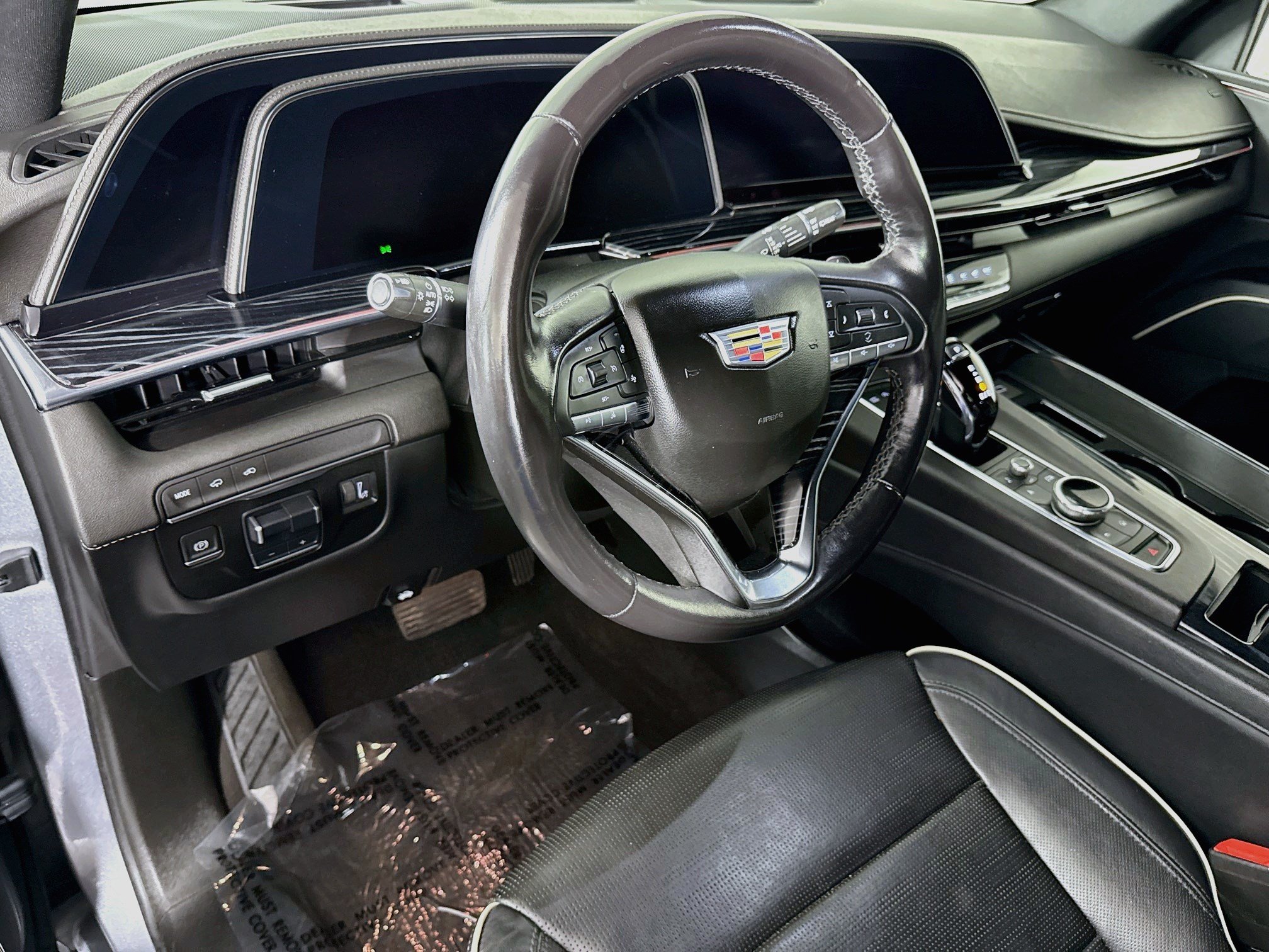 Used 2022 Cadillac Escalade Sport w/ Touring Package RWD image 23
