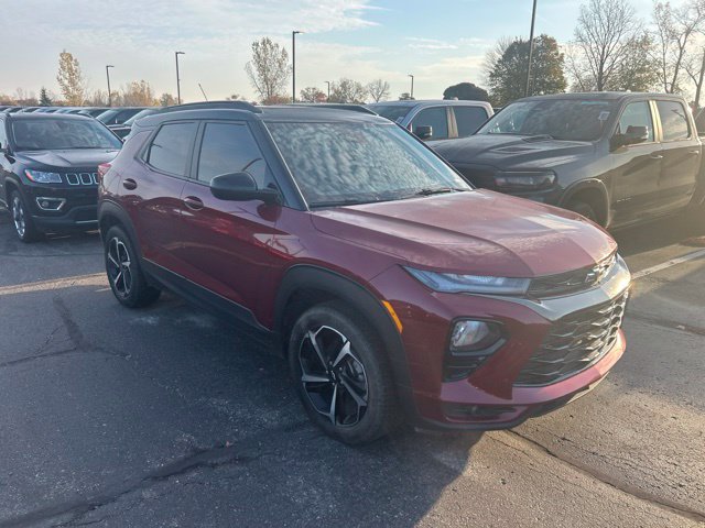 Used 2022 Chevrolet TrailBlazer RS w/ Sun and Liftgate Package AWD/4WD image 5