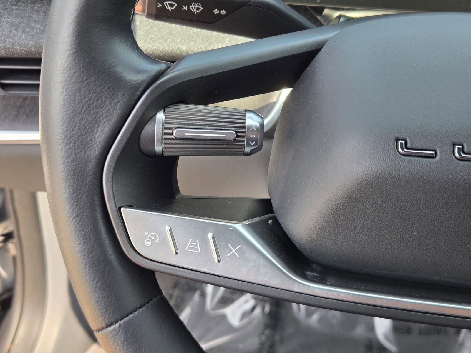 Used 2024 Lucid Air Pure RWD image 16