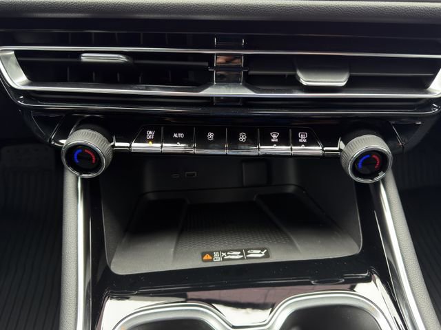 New 2026 Chevrolet Traverse LT w/ Driver Confidence Package FWD image 14