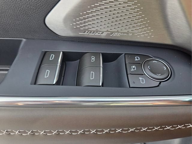 New 2026 GMC Acadia Denali Ultimate w/ LPO, Floor Liner Package FWD image 22