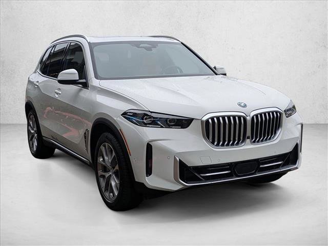 New 2026 BMW X5 xDrive50e w/ Climate Comfort Package AWD/4WD image 6