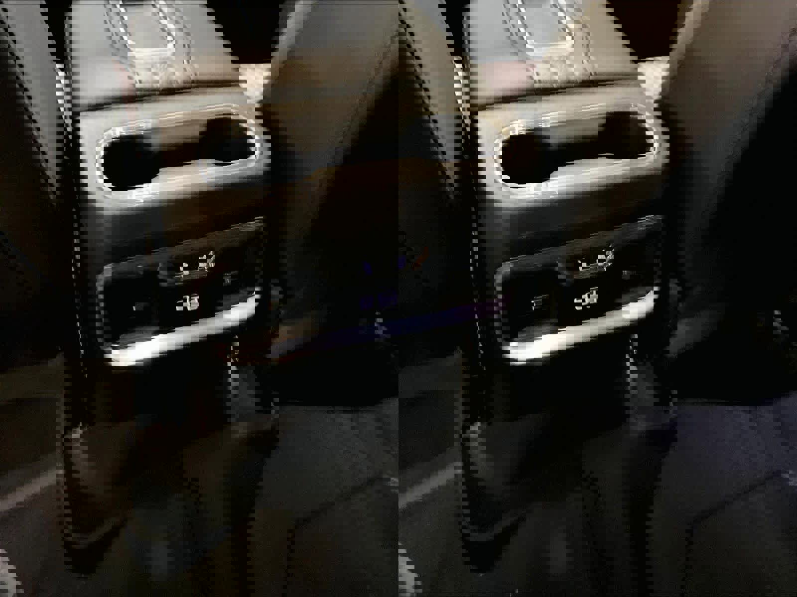 Used 2022 Chevrolet Silverado 1500 High Country w/ High Country Premium Package image 28