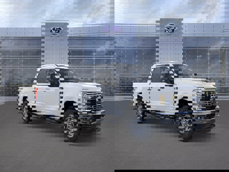 New 2026 Ford F250 4x4 Crew Cab Super Duty image 7