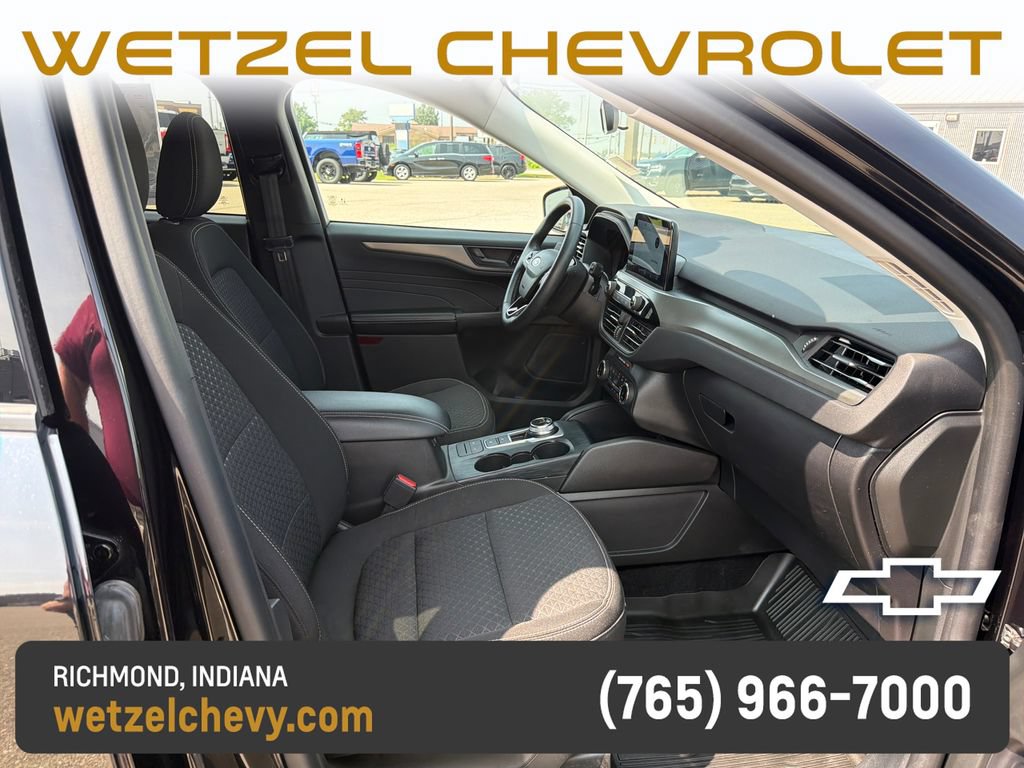 Used 2023 Ford Escape Active AWD/4WD image 19