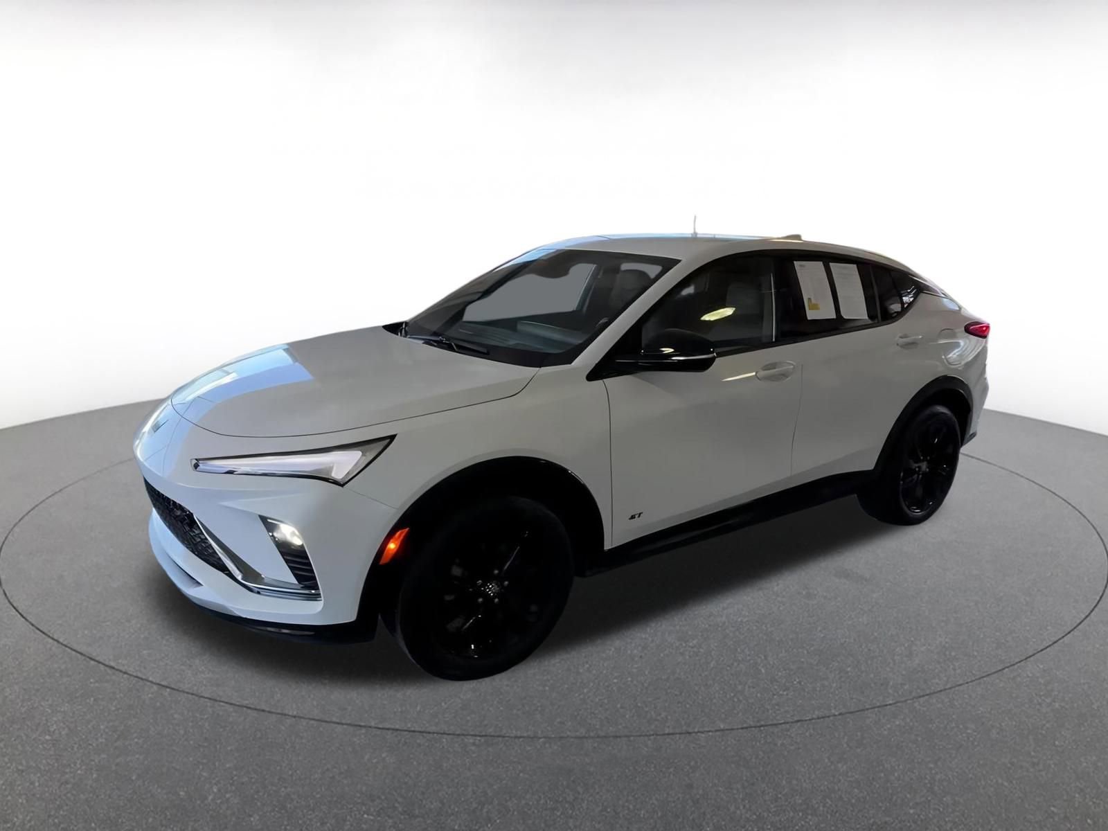 Used 2025 Buick Envista Sport Touring image 7