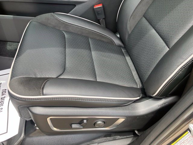 New 2026 RAM 1500 Laramie w/ Sport Appearance Package AWD/4WD image 11