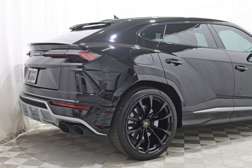Used 2021 Lamborghini Urus image 10