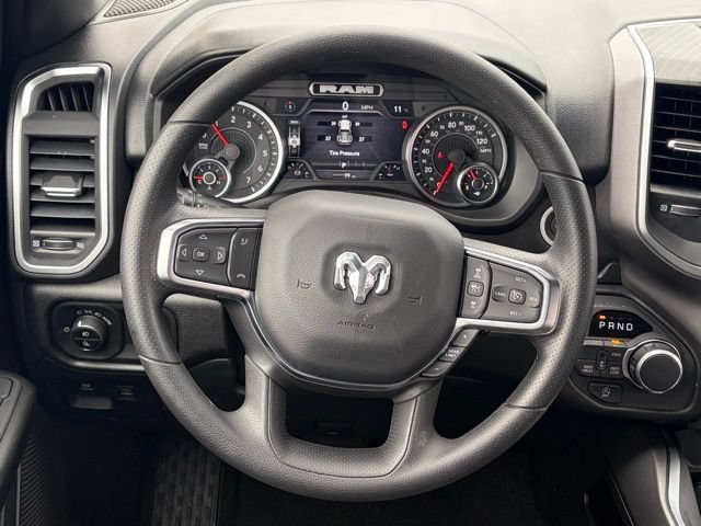 New 2026 RAM 1500 Express AWD/4WD image 32