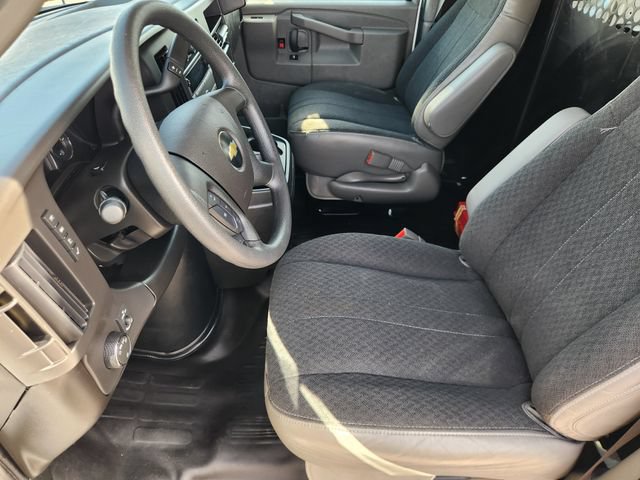 Used 2025 Chevrolet Express 2500 w/ Driver Convenience Package RWD image 13