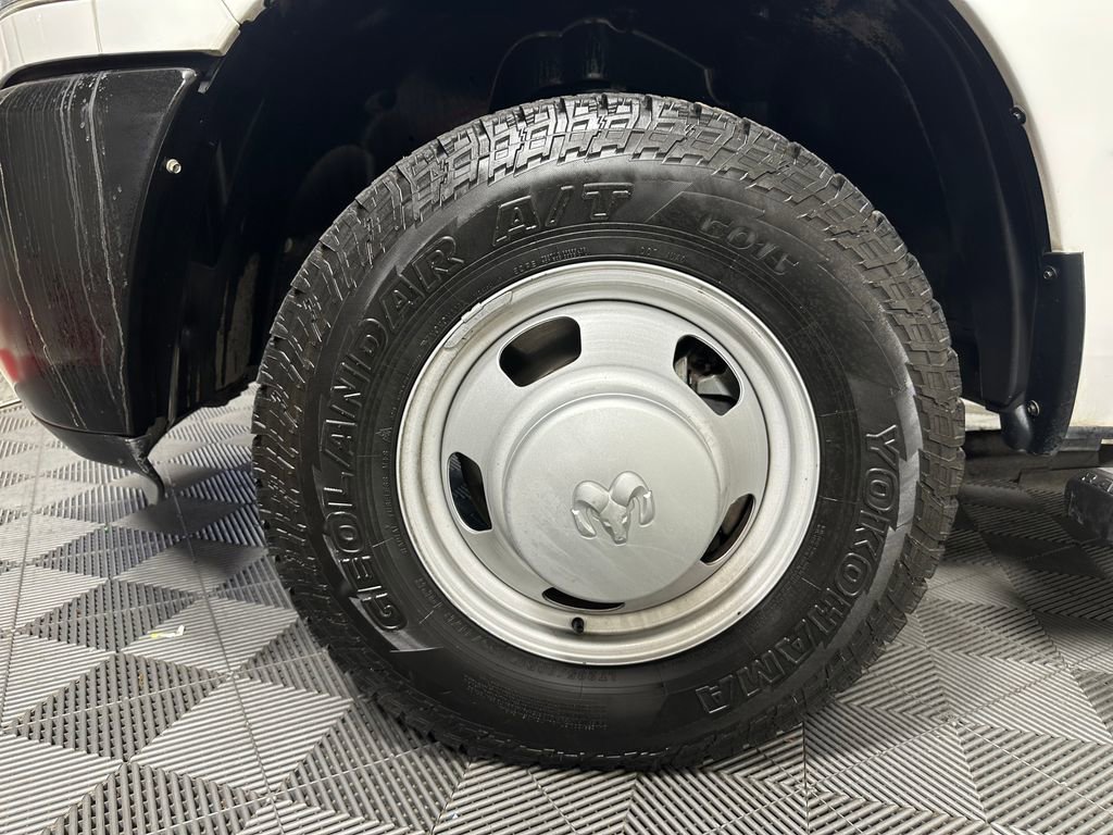 Used 2016 RAM 3500 Tradesman RWD image 36