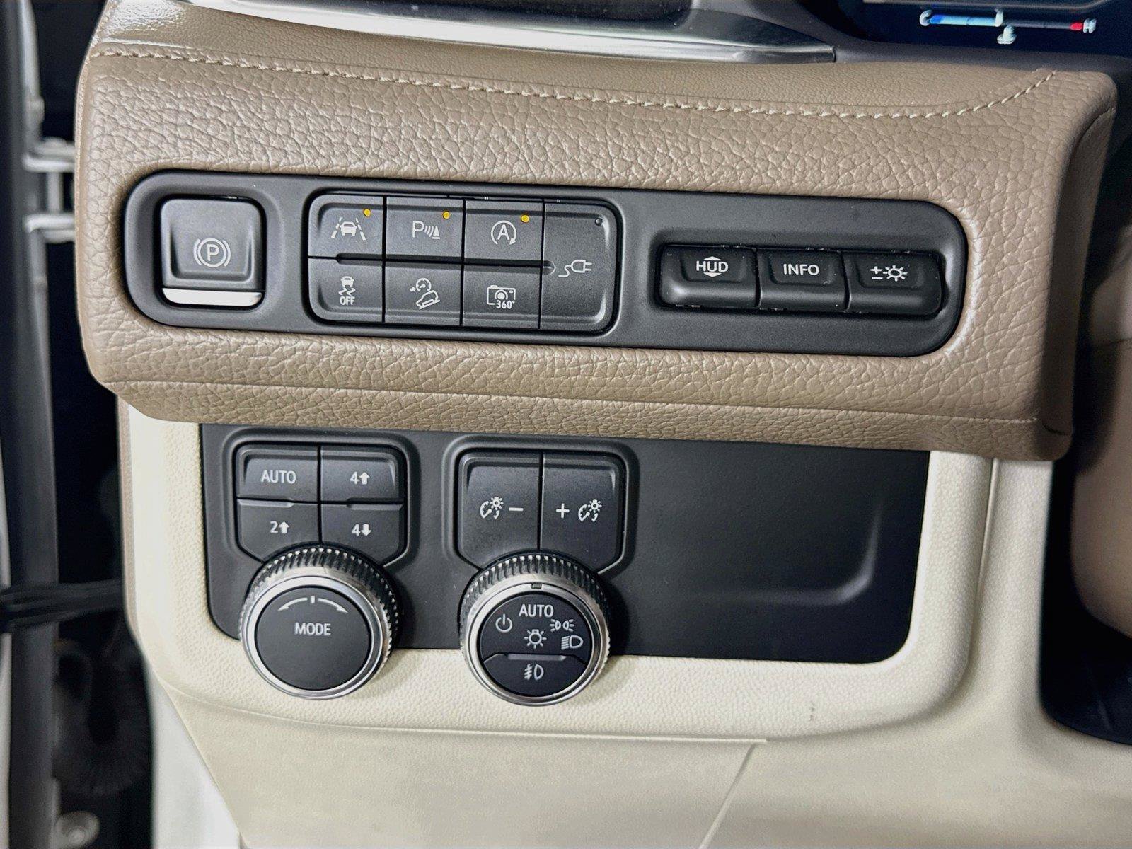 Used 2022 GMC Yukon Denali AWD/4WD image 18