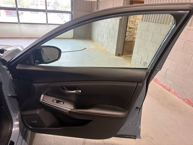 Certified 2024 Nissan Sentra SR w/ SR Premium Package FWD image 16