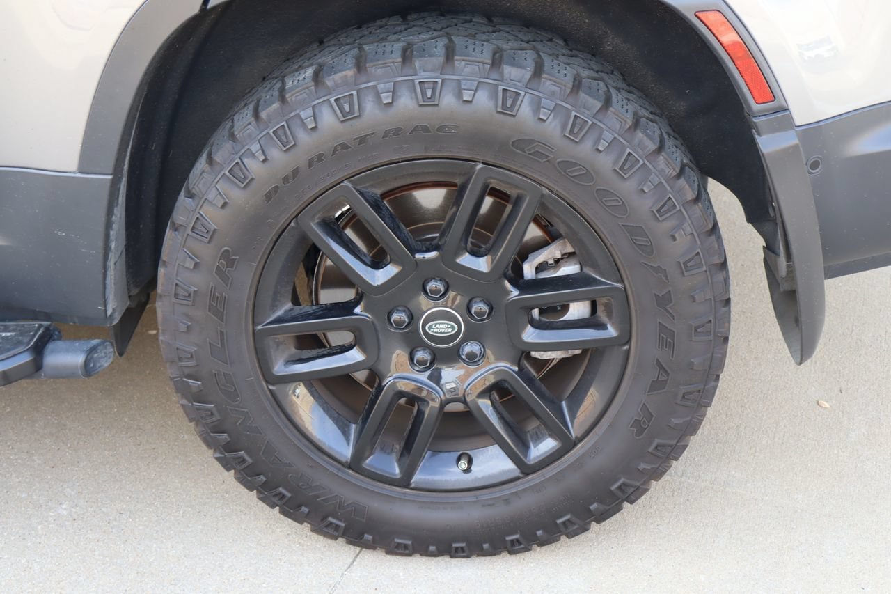 Used 2024 Land Rover Defender 130 S AWD/4WD image 30