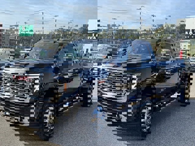 New 2026 GMC Sierra 3500 Denali w/ Technology Package