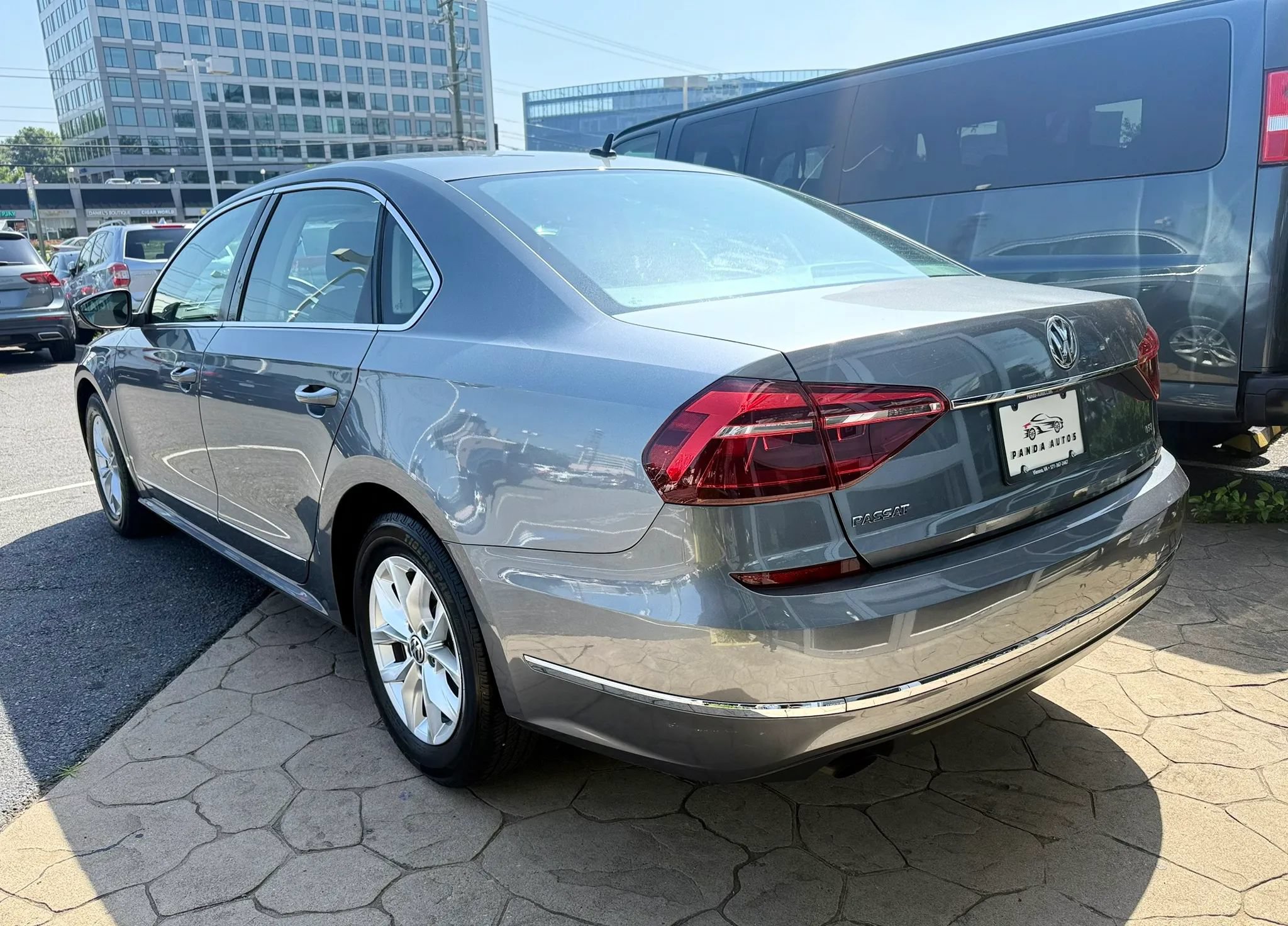 Used 2017 Volkswagen Passat 1.8T S FWD image 5
