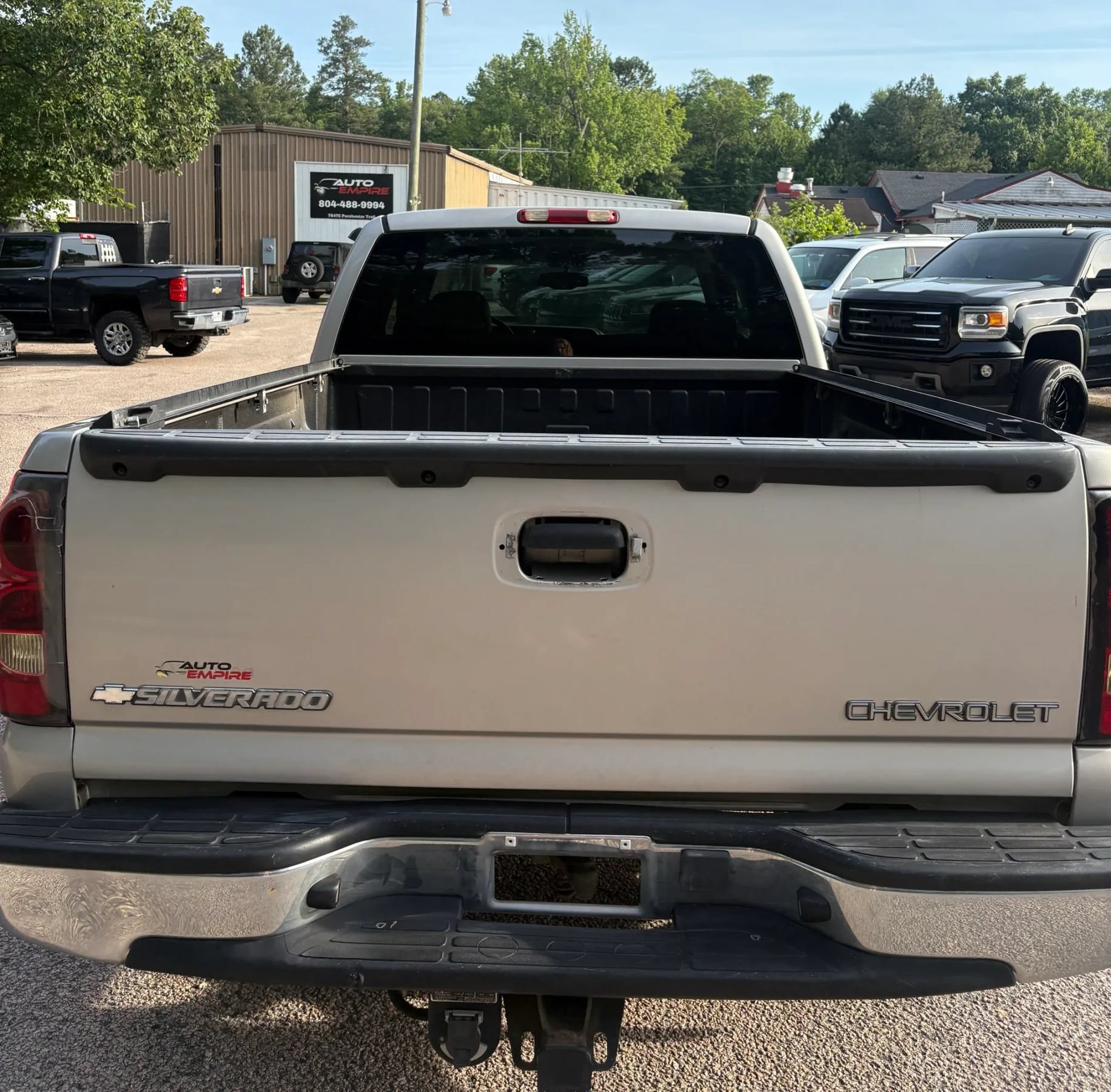 Used 2004 Chevrolet Silverado 1500 LT w/ Light Duty Power Package RWD image 4