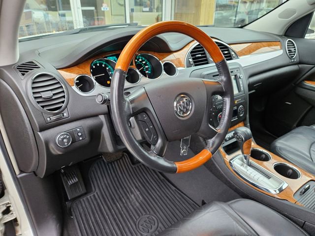 Used 2008 Buick Enclave CXL w/ Entertainment Package #3 image 21